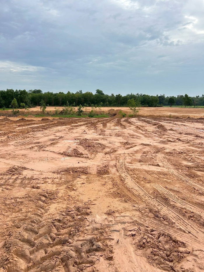 รูป ที่ดินถมแล้วถนนคอนกรีตห่าง4เลนเส้นคูเมืองพุทไธสง350มไร่ละ690000มี5แปลงฟรีค่าโอนหนองขมารอ.คูเมืองบุรีรัมย์ติดชุมชนรพ.4.5กมสภอ.4.5กม - รูปที่ 13/19