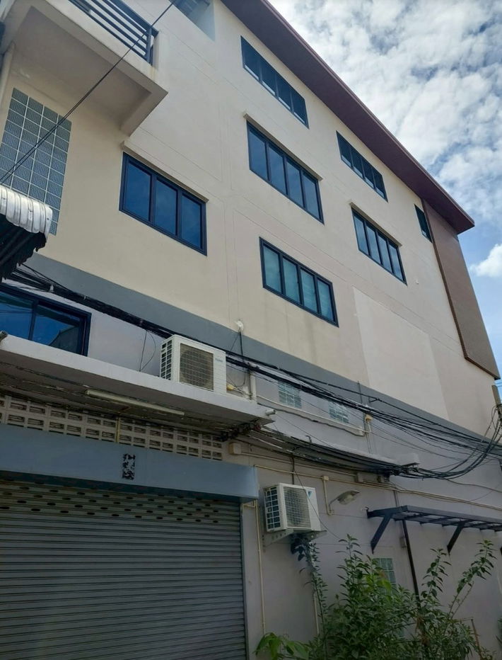 picture LTH13713 – Home Office for Rent | Charoen Rat 7 | 700 sqm | 5 Rooms 5 Baths | Near BTS Surasak | 75K/Month  - 3/10