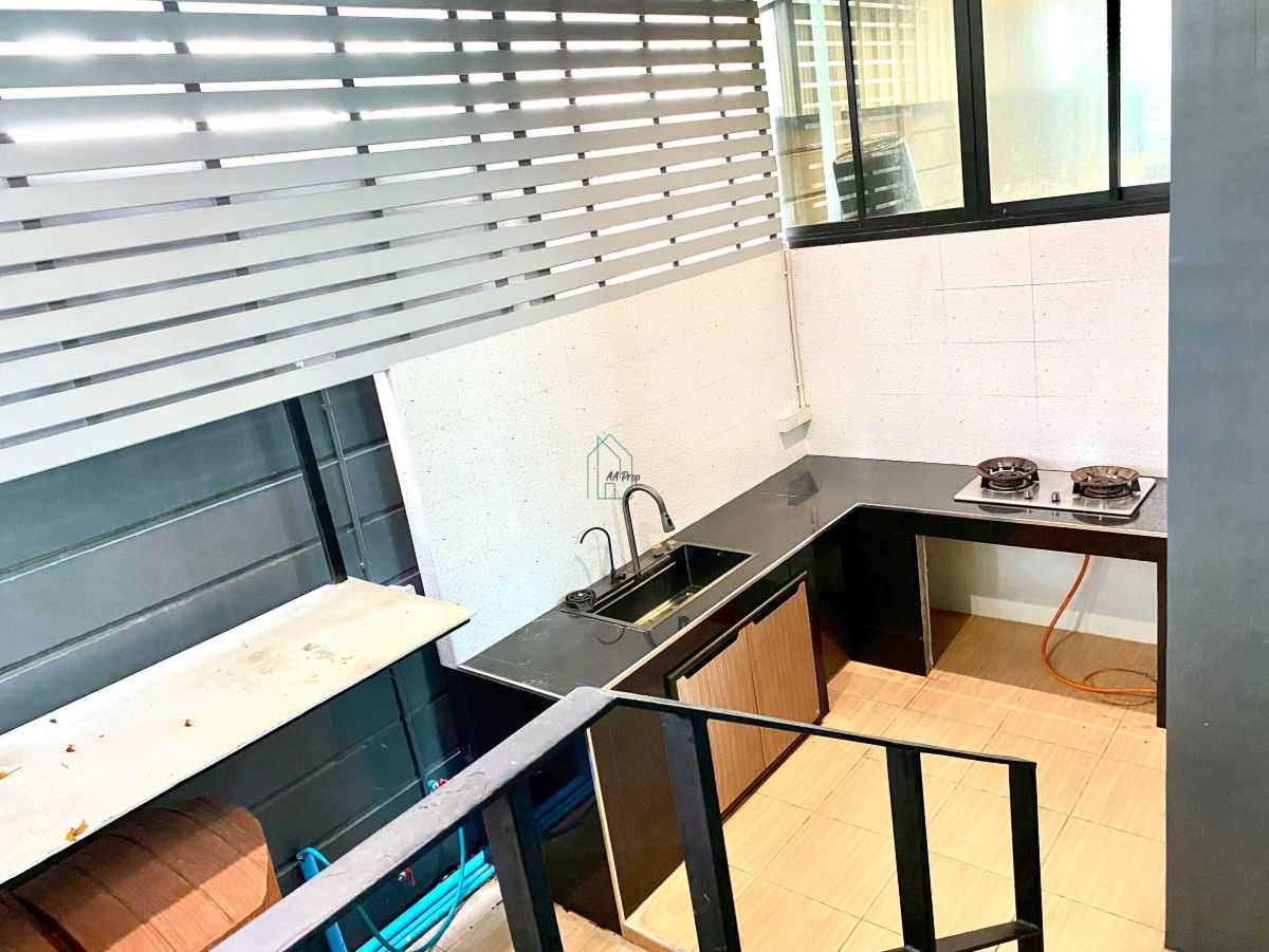 รูป ขายด่วน! ทาวน์โฮม Arden ลาดพร้าว 71 หลังมุม ราคาถูกมาก แถมแอร์ ผ้าม่านทั้งหลัง เฟอร์นิเจอร์พร้อมเข้าอยู่! - รูปที่ 6/24