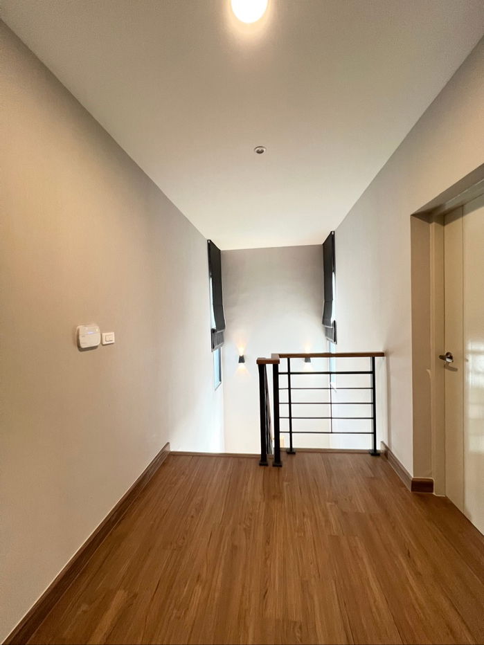 picture 🏡 [For Sale] URGENT SALE – Corner Single House, 3 Bedrooms Centro Ramindra–Chatuchot 2 | Excellent Condition | Ready to Move In   - 11/44