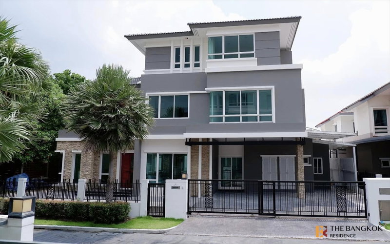Houses for sale : Grand Bangkok Boulevard Rama 9-Krungthep Kritha near the Yellow Line - Sri Kritha