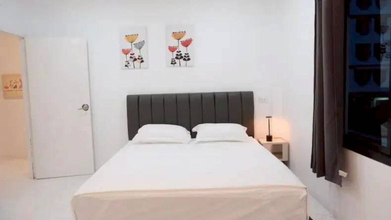 รูป ให้เช่าบ้าน Soi Udomsuk 42 (Sukhumvit 103) 5ห้องนอน 3ห้องน้ำ พร้อมสระน้ำ พร้อมเข้าอยู่ - รูปที่ 10/15