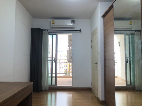 🏙️ Condo for sale in a good location, near the BTS – spacious room 49.23 sq m. Ready to move in immediately 🚶♂️ BTS Ratchayothin, SCB Park