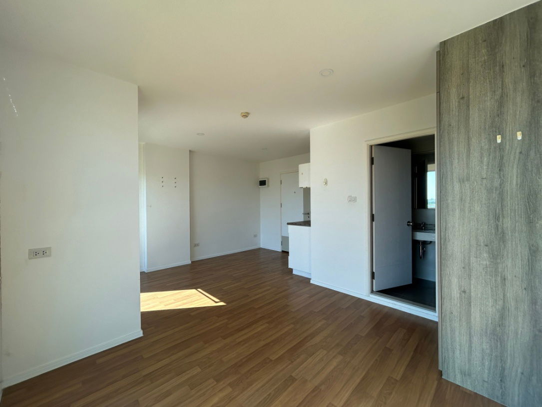 รูป JK 5632008 : ลุมพินี เพลส บางนา กม.3 - รูปที่ 35/42