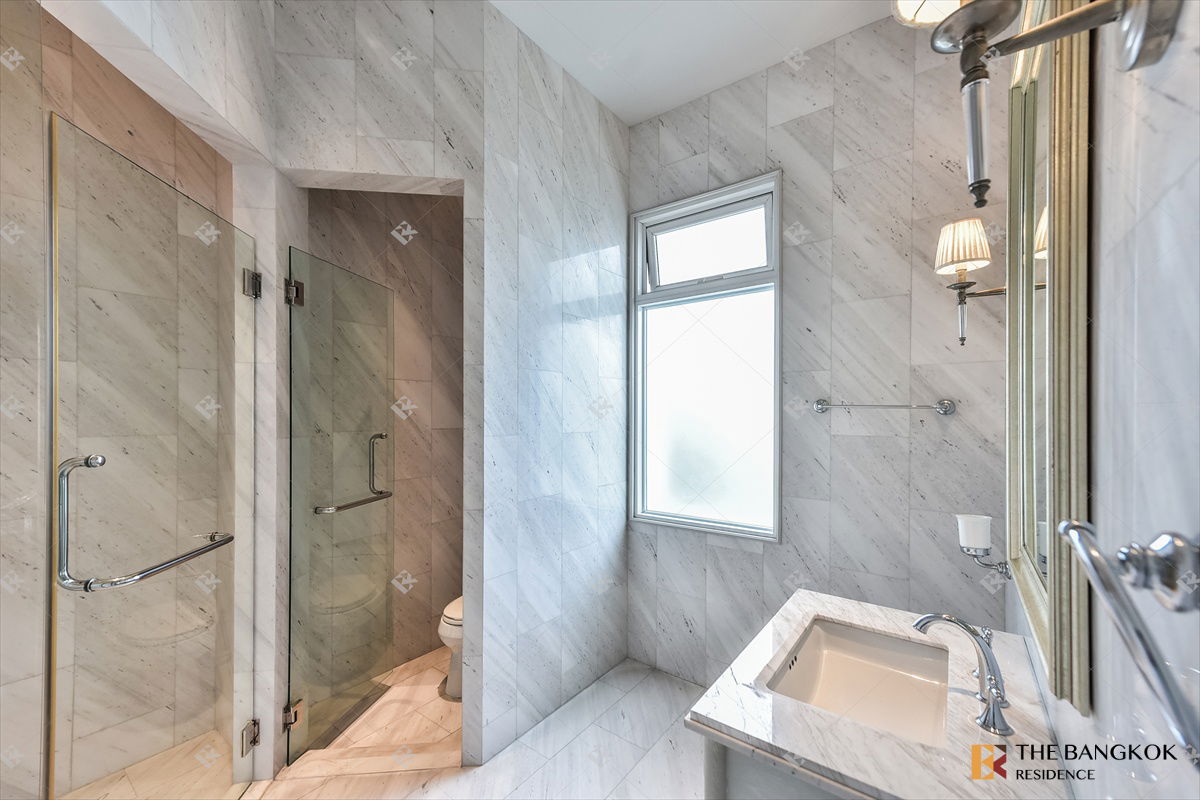 picture The Royal Residence Kaset-Nawamin combines the prosperity of the potential location. - 39/42