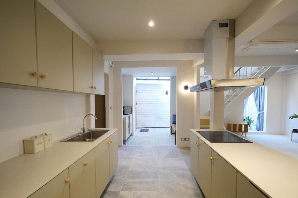 picture LTHC13719 – Home Office for Sale | Pridi 14 (Sukhumvit 71) | 204 sqm | 3 Beds 3 Baths | 2 Storeys | 16.5 MB - 8/15