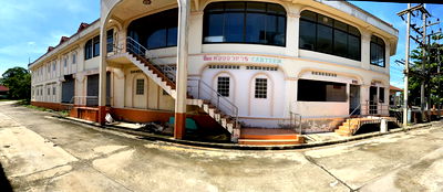 โรงงาน ราชบุรี : โรงงาน เนื้อที่ทั้งหมด 37300 ตารางเมตร เลขที่ 111/1(ไม่ติดเลขที่) ตำบลคุ้งพยอม อำเภอบ้านโป่ง ราชบุรี ราคา NaN บาท