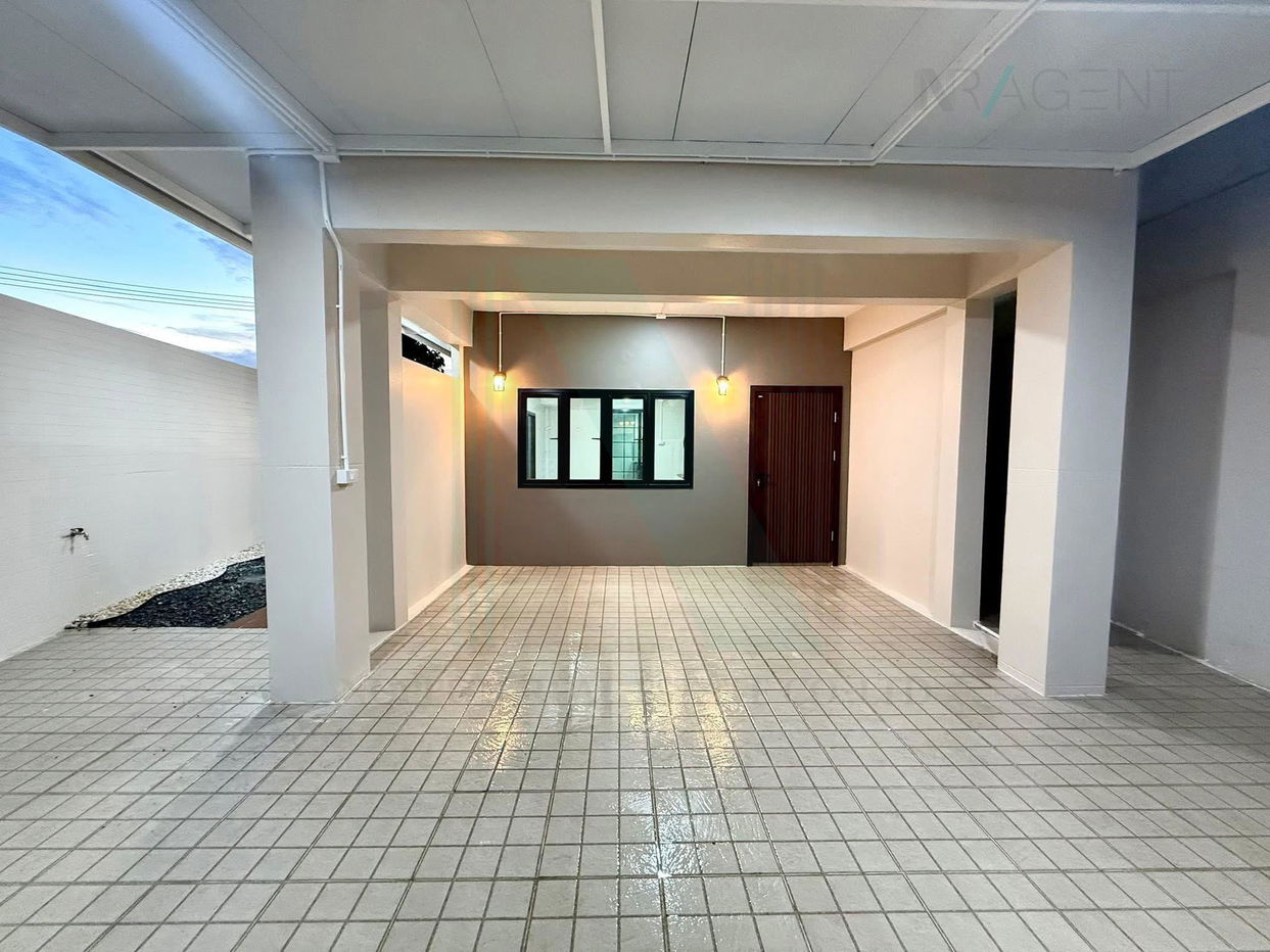 รูป 📌 ขายทาวน์เฮาส์ โครงการ พระปิ่น 3 2 ชั้น 4 ห้องนอน 2 ห้องน้ำ - รูปที่ 2/8