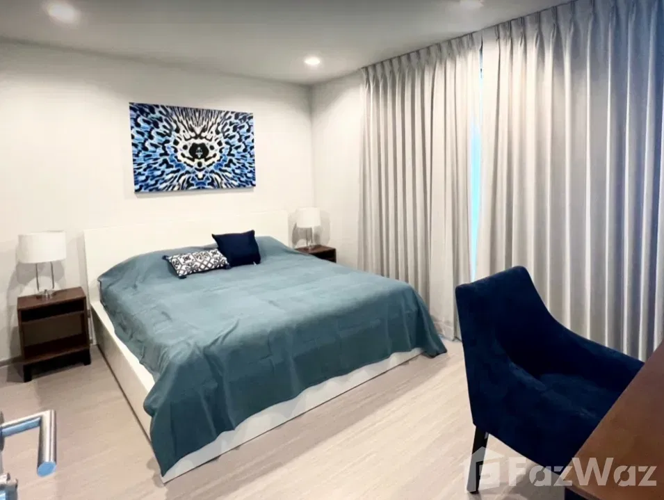 picture Spacious 2-Bedroom Condo | Unblocked City View 5904827 - 2/13