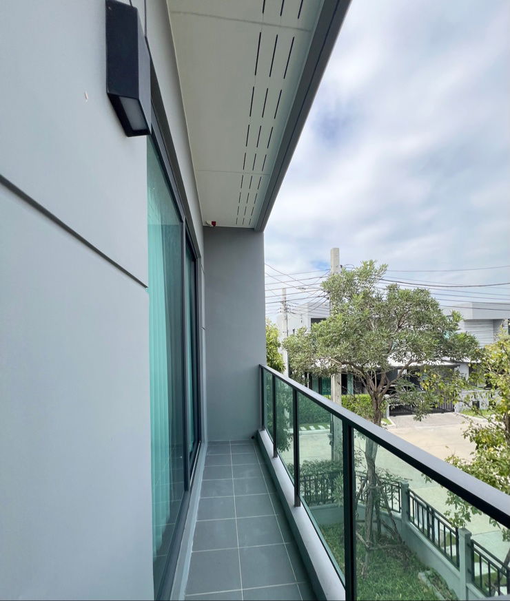 picture 🏡 [For Sale] URGENT SALE – Corner Single House, 3 Bedrooms Centro Ramindra–Chatuchot 2 | Excellent Condition | Ready to Move In   - 15/44