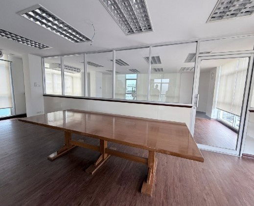รูป ให้เช่าอาคารสำนักงาน 8 ชั้น มีลิฟท์โดยสารในอาคาร ซอยศรีนครินทร์ 40 เข้าซอยไม่ลึก ที่จอดรถ 14 คัน เหมาะเป็นสำนักงาน - รูปที่ 12/20