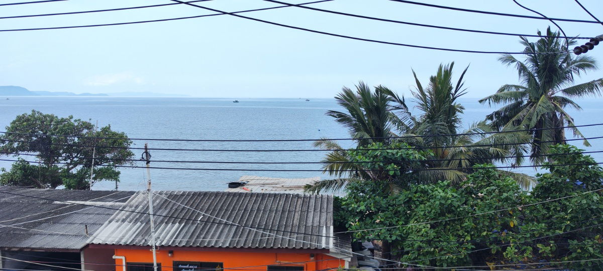 picture Beachfront Condo Pattaya for sale at Water's Edge, Sea View - 22/22