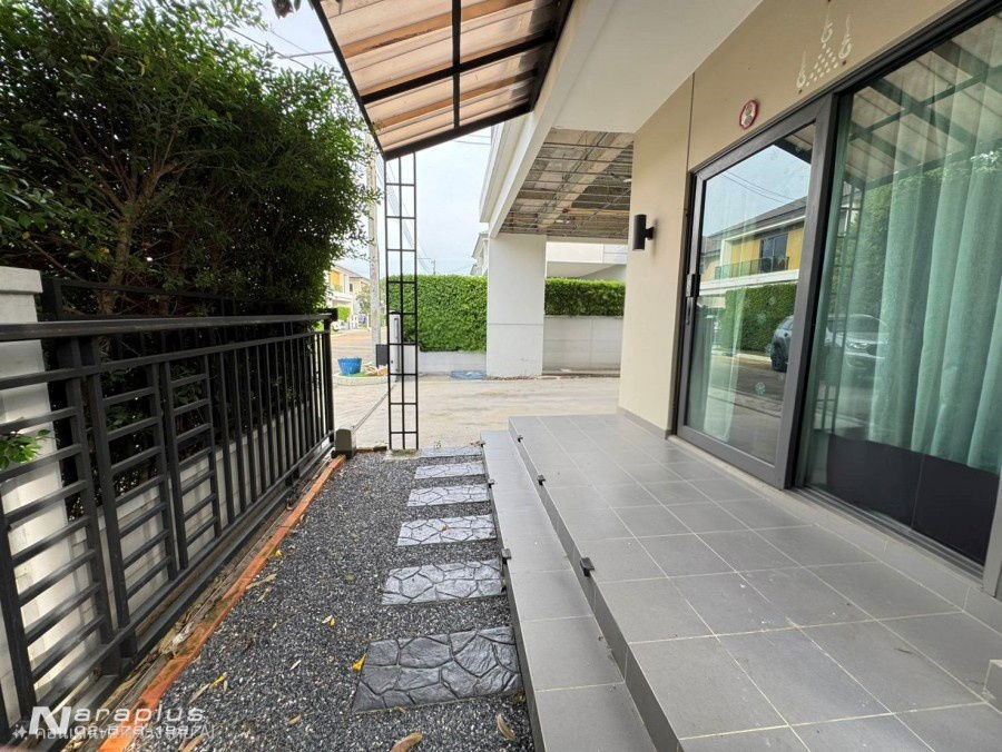 รูป 68121148 : ขายบ้านเดี่ยว 2 ชั้น หลังริม ขนาด 3 ห้องนอน บนที่ดิน 58.1 ตารางวา หมู่บ้าน Centro ราชพฤกษ์ 2 นนทบุรี บ้านสวย - รูปที่ 5/20