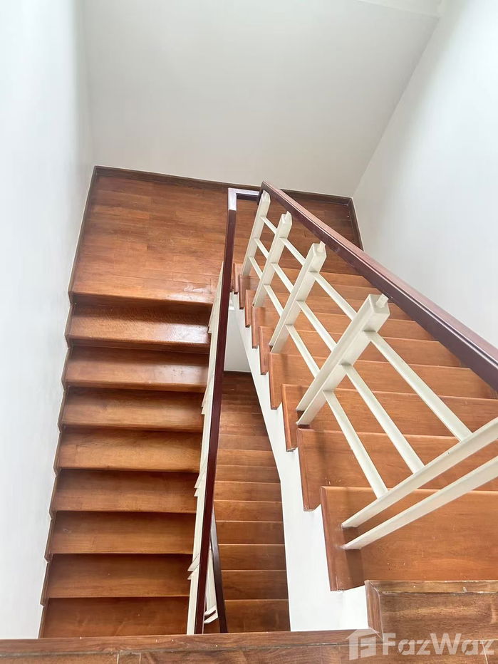 รูป ทาวน์เฮ้าส์ให้เช่า 10 ห้องนอน ในโครงการ บิซ แกลเลอเรีย นวลจันทร์ 5576051 - รูปที่ 14/30