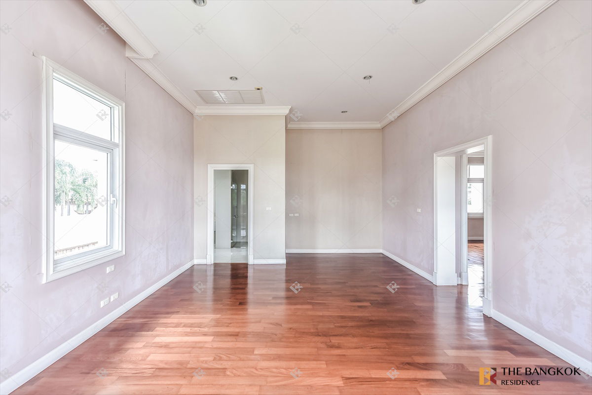 picture The Royal Residence Kaset-Nawamin is located in the convenience of Kaset-Nawamin area. - 12/39