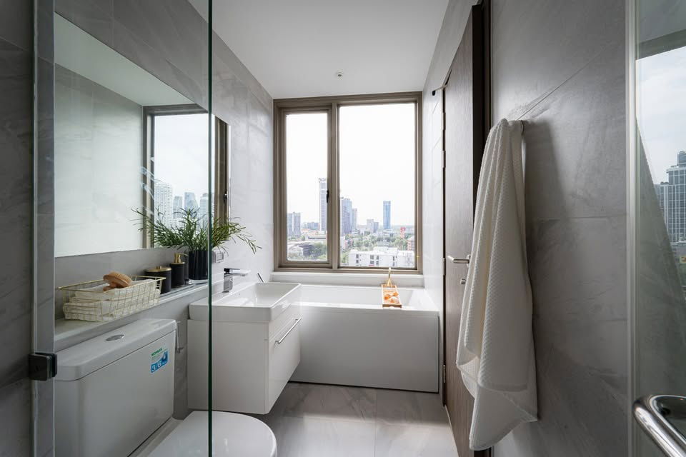 picture For Rent Rhythm ekkamai estate  Price 95,000 THB - 10/17