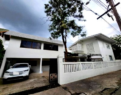 เช่าโฮมออฟฟิศ ถนนลาดพร้าว : ให้เช่าบ้านเดี่ยว 2 ชั้น ซอยรัชดาภิเษก 19 (หรือซอยวิภาวดีรังสิต 16) พื้นที่ดิน 200 ตารางวา 