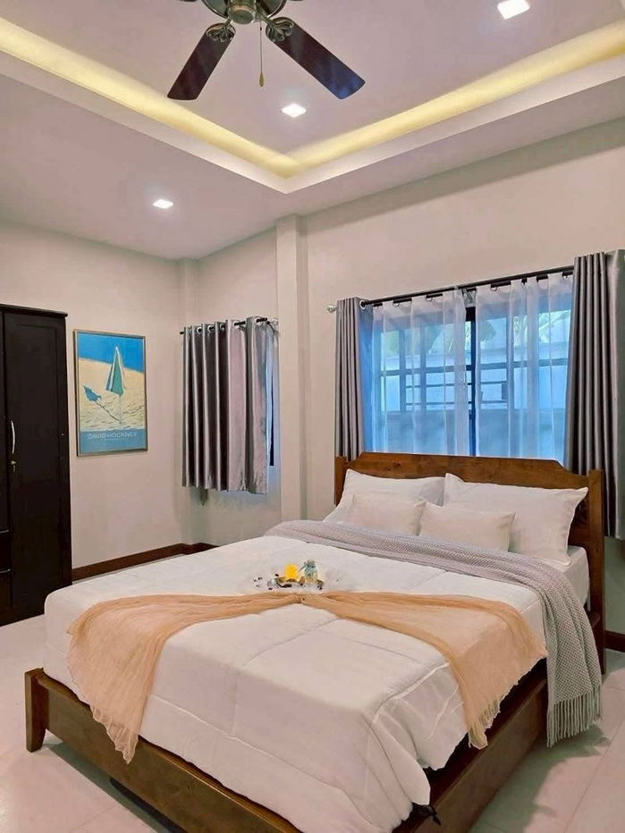 picture Pool villa for sale in Pattaya, good location, near Map Prachan Reservoir, Bang Lamung, Chonburi - 13/18