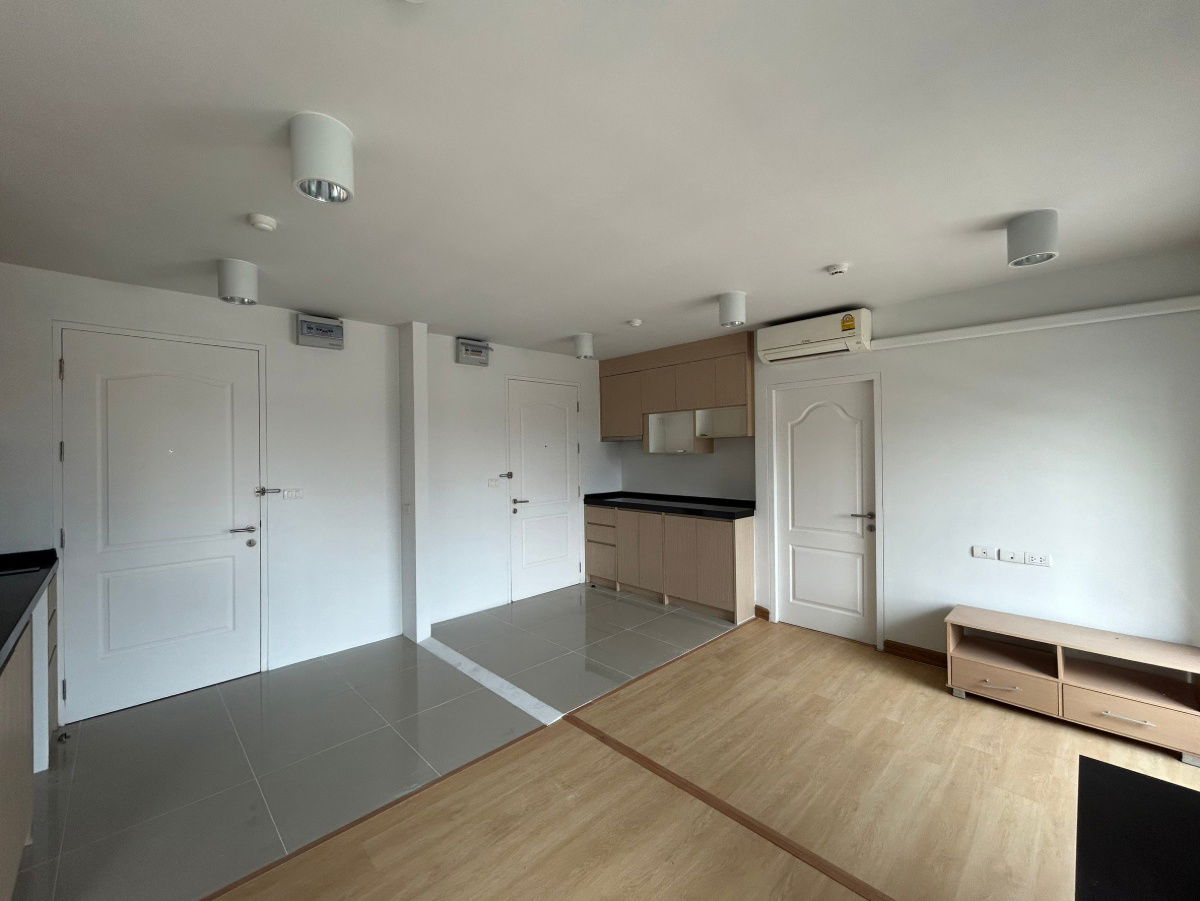 รูป JK 4963220 : แบงค์คอก ฮอไรซอน รัชดา - ท่าพระ - รูปที่ 42/45