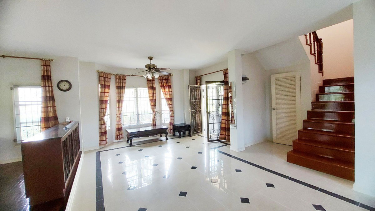 รูป ให้เช่าบ้านเดี่ยวสองชั้น  4 ห้องนอน 3 ห้องน้ำ 2  ห้องครัว  2  ที่จอดรถ - รูปที่ 4/26