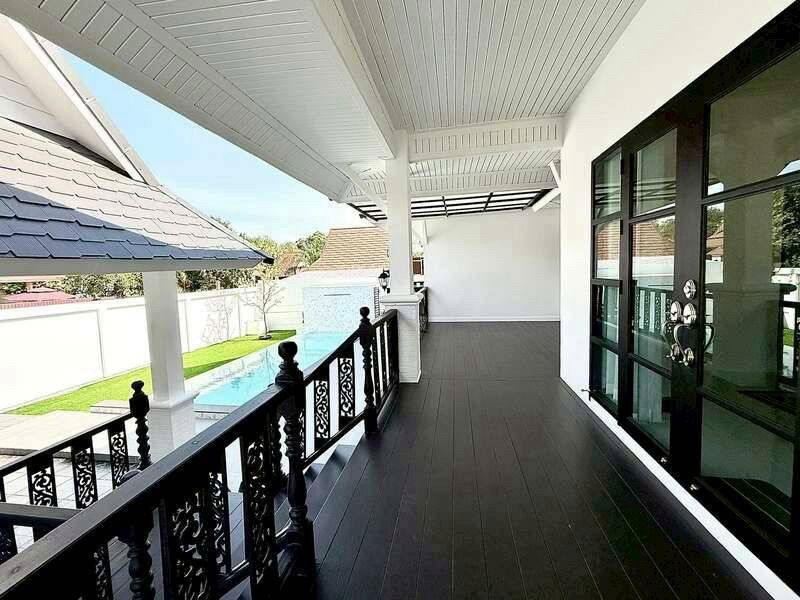 picture Pool villa for sale in Pattaya, fully furnished, Chaiyaphruek 2, near Jomtien Beach - 12/14