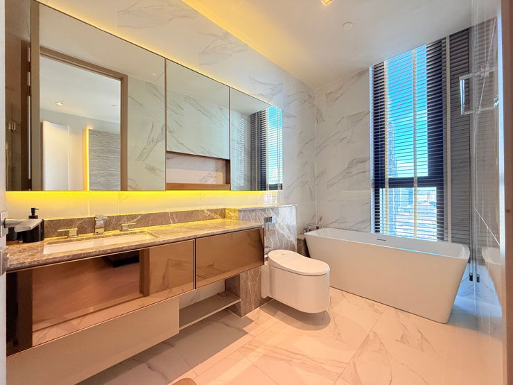 รูป The Reserve Sathorn 2 ห้องนอน 2 ห้องน้ำ ห้องสวย พร้อมเข้าอยู่ BTS ช่องนนทรี ศาลาแดง สีลม  - รูปที่ 17/19