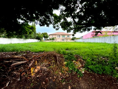 ที่ดิน ถนนบางนา - ตราด : ขายที่ดินเปล่าถมแล้ว หมู่บ้านกรีนวัลเล่ย์ บางนา-ตราด กม.15 แปลงสวย ทำเลดี พร้อมสร้างบ้าน