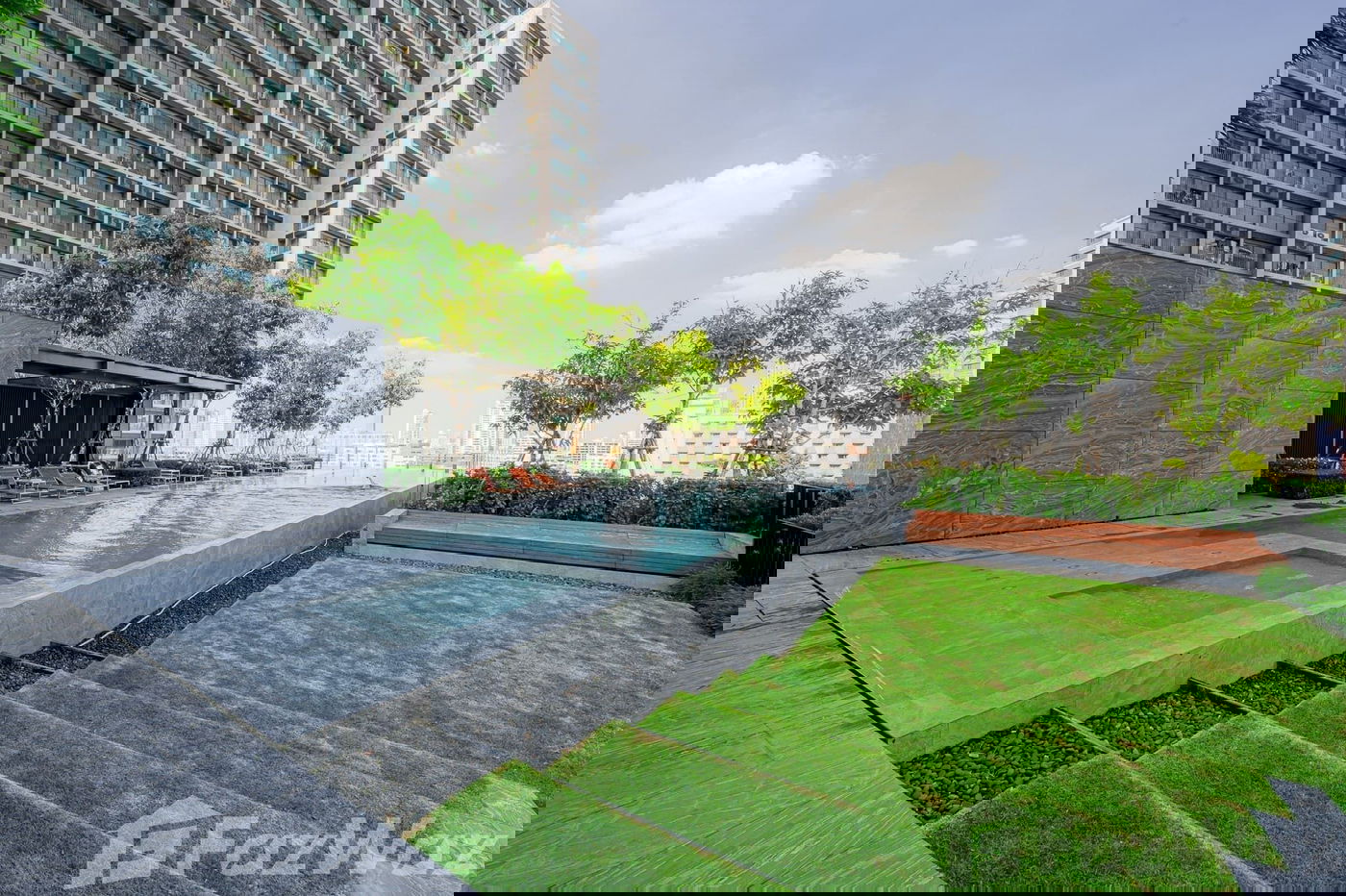 picture . 1970066 - 16/34