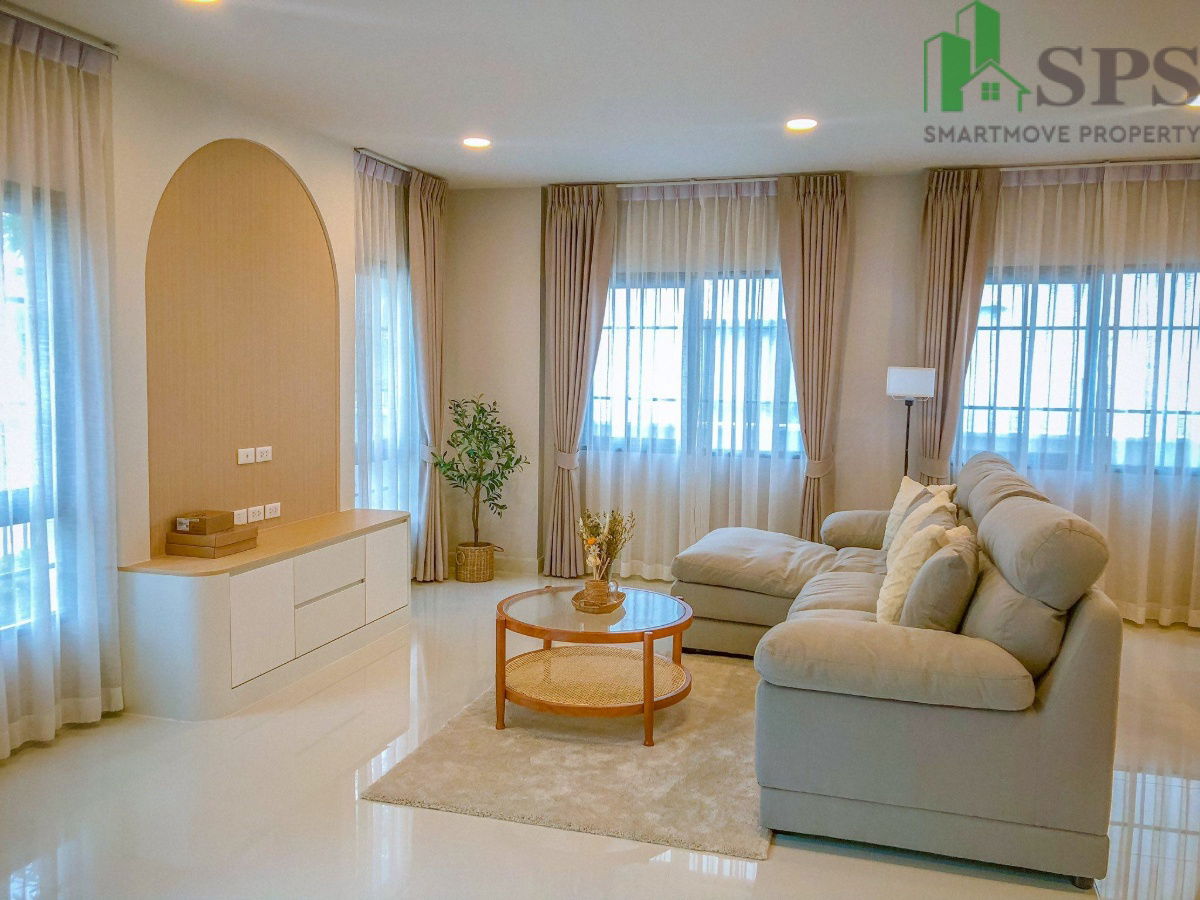 รูป Single house Centro Bangna newly house fully furnished ( SPSEVE1462 ) - รูปที่ 3/11