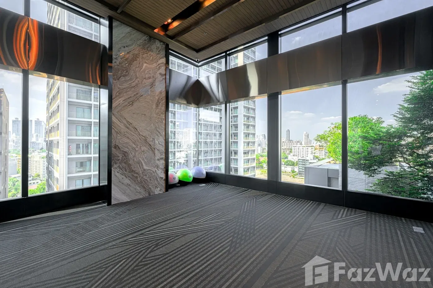 picture . 1970066 - 25/34