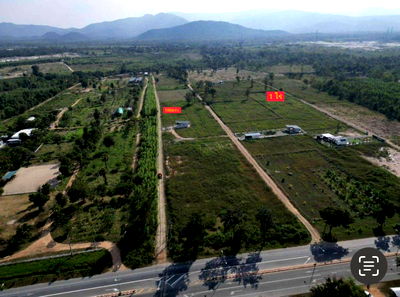 ที่ดิน ท่ายาง เพชรบุรี : ผ่อนตรงโครงการฟรีดอกไม่เช็คเครดิตเขาลูกโตๆใกล้แม่น้ำเพชร2กมเขื่อนแก่งกระจาน25นาที100ตรว399999ทำสัญญา40000ต.ท่ารวกท่ายางเพชรบุรี