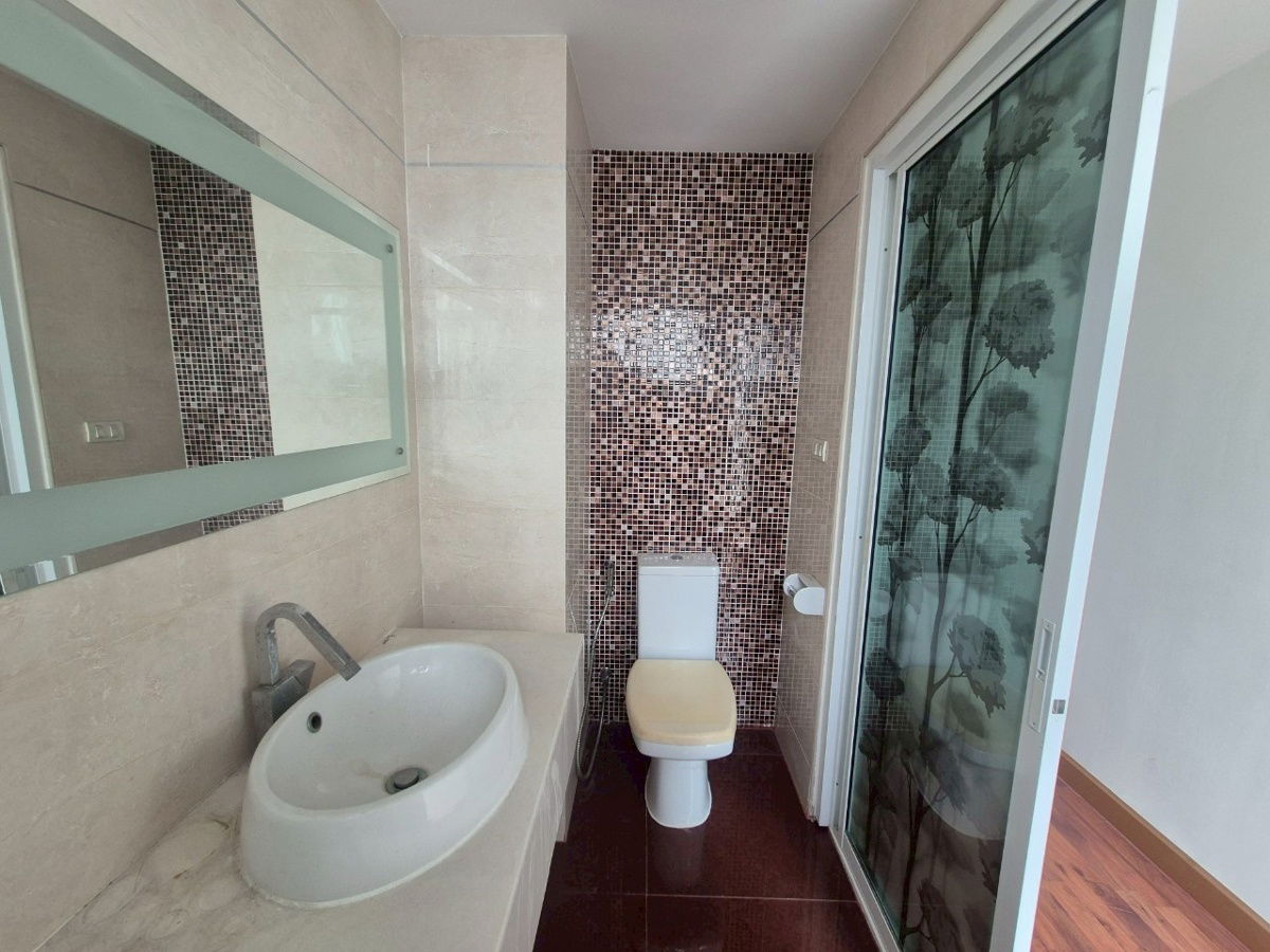 รูป JK 3109677 : แบงค์คอก ฮอไรซอน รามคำแหง - รูปที่ 10/13