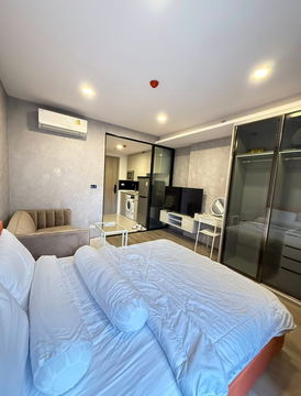 Soho Ratchada. Studio 26sqm. Line id: @pfagent