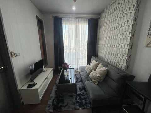 BTS Ekkamai 1.2 km. Price  18,000 Baht Condo Ceil By Sansiri (Ekamai) ( Rental )