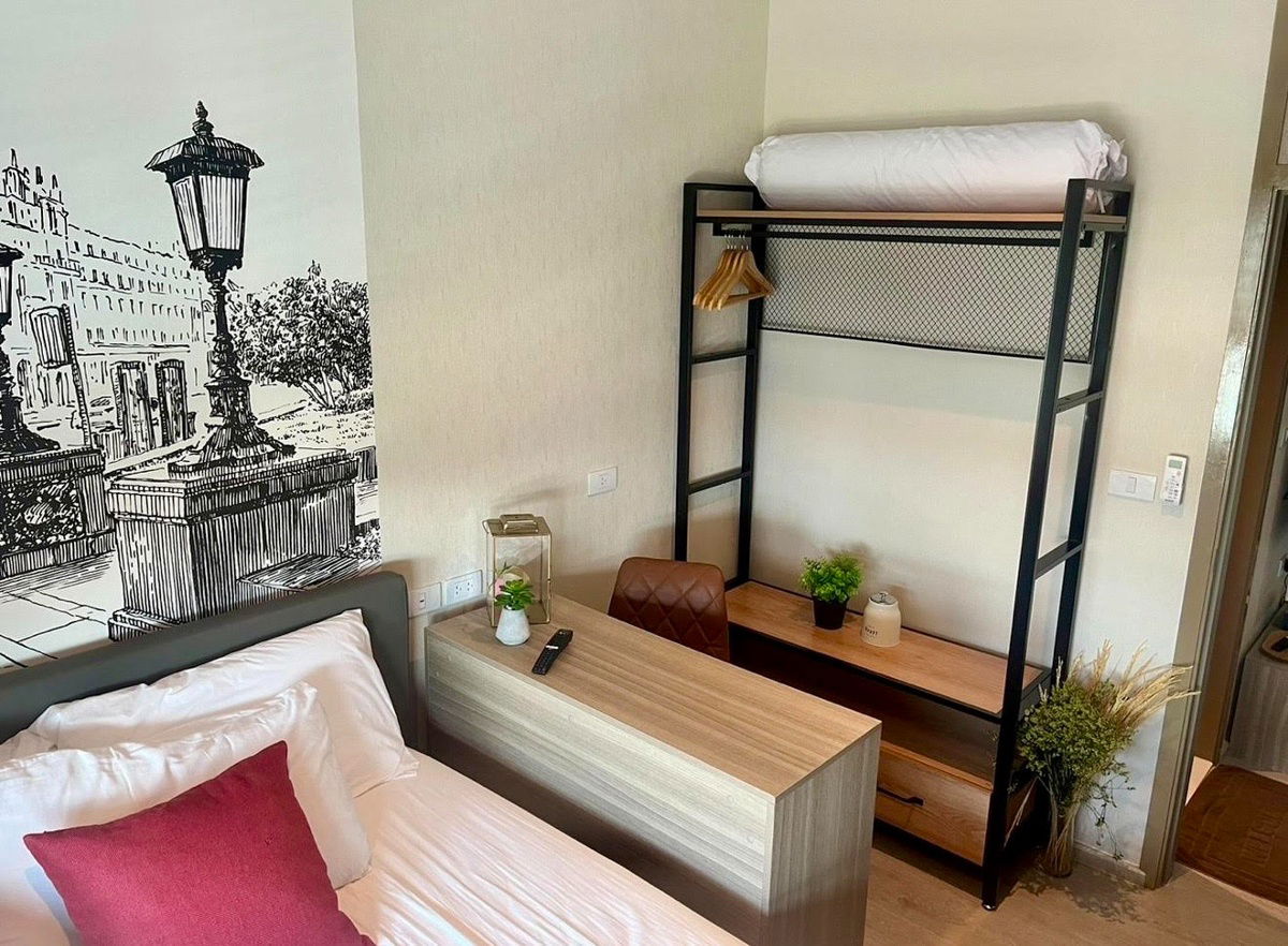 picture code : E93 Altitude Unicorn Sathorn–Thapra - 7/12