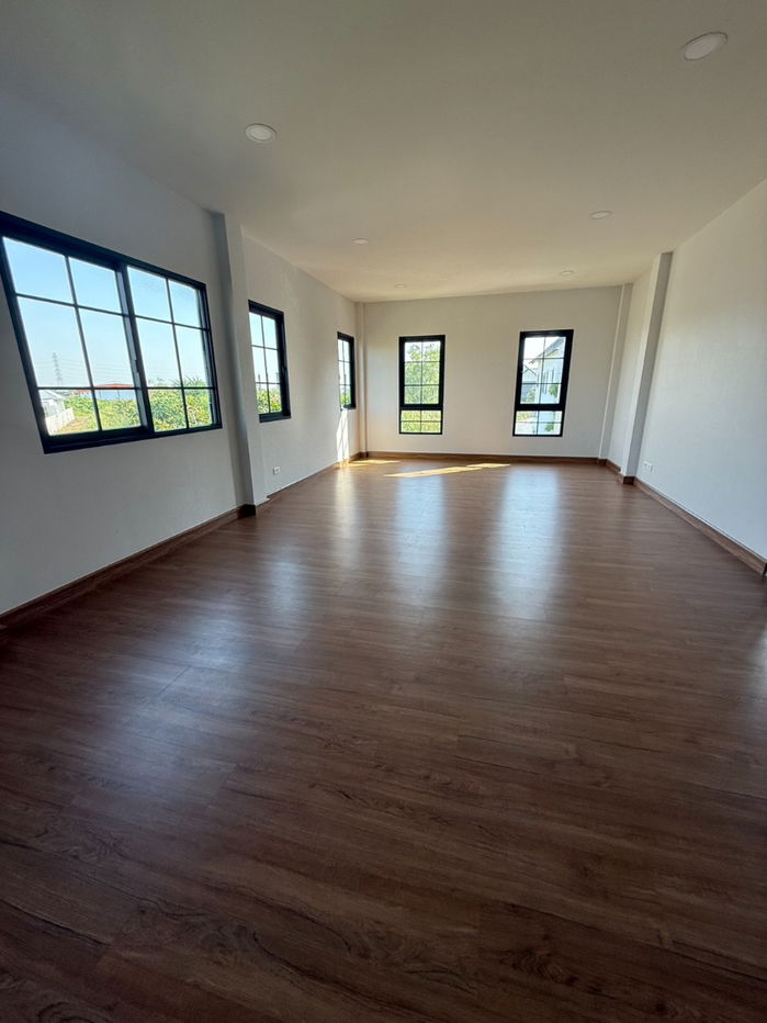 รูป ให้เช่า Centro Bangna 4 ห้องนอน 82 ตร.ว ราคาพร้อมเฟอร์ 170,000 บาท/เดือน  - รูปที่ 17/22