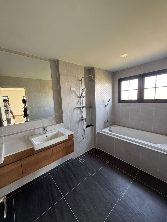 รูป ให้เช่า Centro Bangna 4 ห้องนอน 82 ตร.ว ราคาพร้อมเฟอร์ 170,000 บาท/เดือน  - รูปที่ 18/22