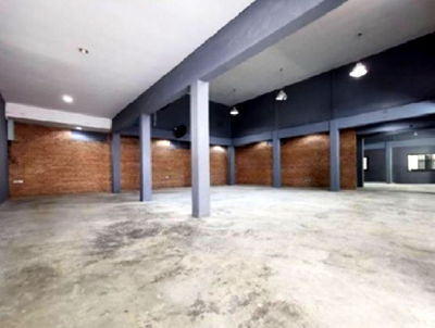 เช่าโรงงาน ถนนอินทามระ : โกดังลาดพร้าวให้เช่า โกดังเก็บสินค้ามีที่พัก เป็นบ้าน 2 ชั้น ย่านลาดพร้าว ซอยลาดพร้าว 44 หลังใหญ่ / พื้นที่ดิน 155 ตารางวา  จดบริษัทได้