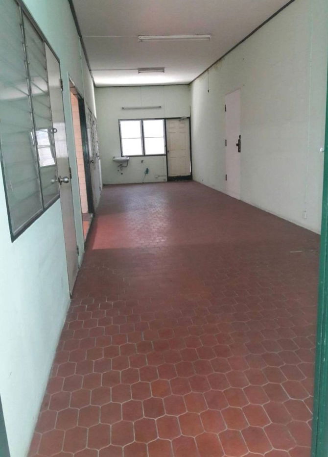 รูป บ้านชั้นเดียว ให้เช่า 100ตรว. เหมาะทำเป็นที่เก็บสินค้า ไลฟ์สด อยู่ถนนสุทธิสาร ใกล้MRTเพียง1กิโล - รูปที่ 18/21