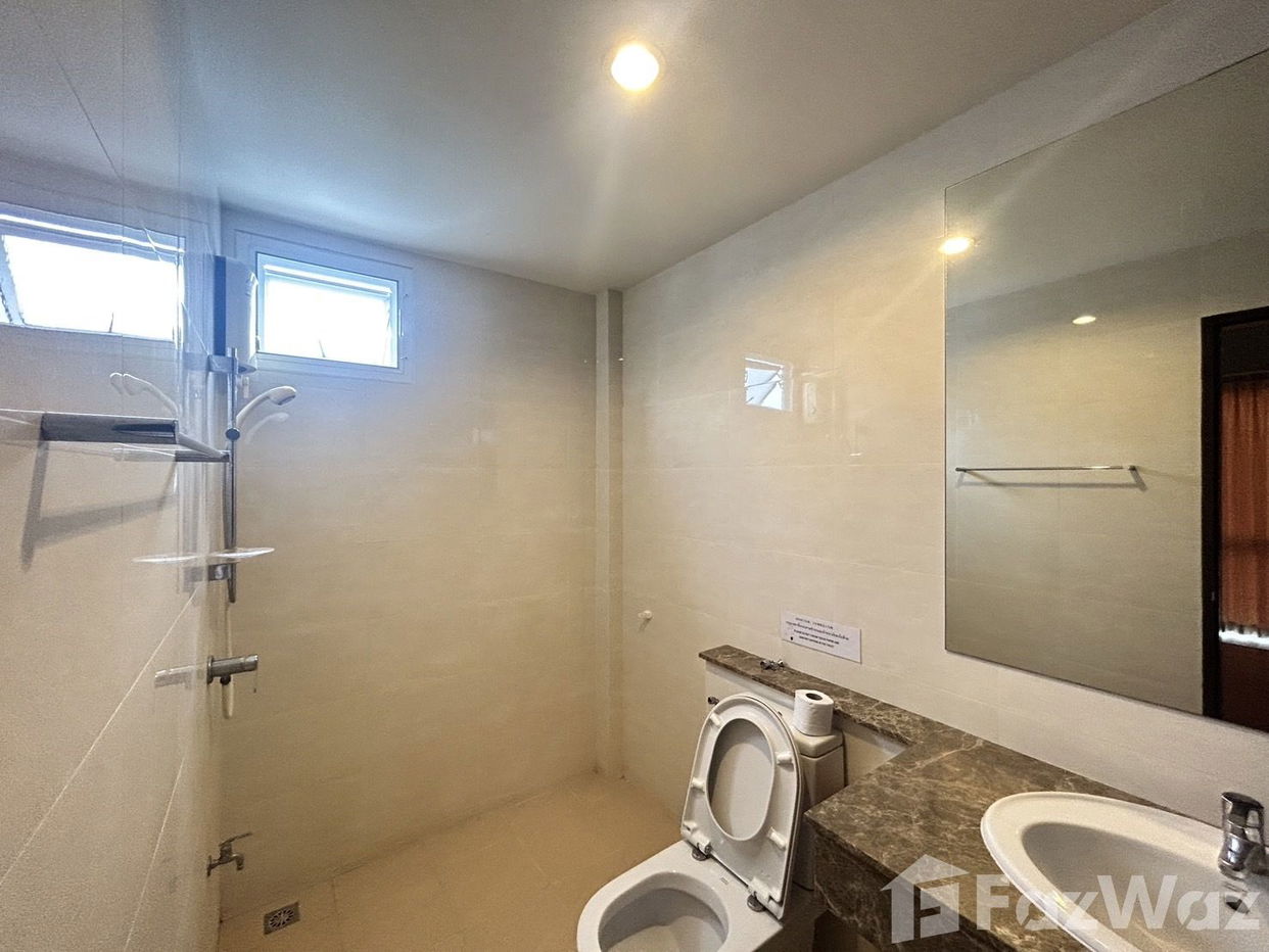 รูป ทาวน์เฮ้าส์ให้เช่า 10 ห้องนอน ในโครงการ บิซ แกลเลอเรีย นวลจันทร์ 5576051 - รูปที่ 26/30