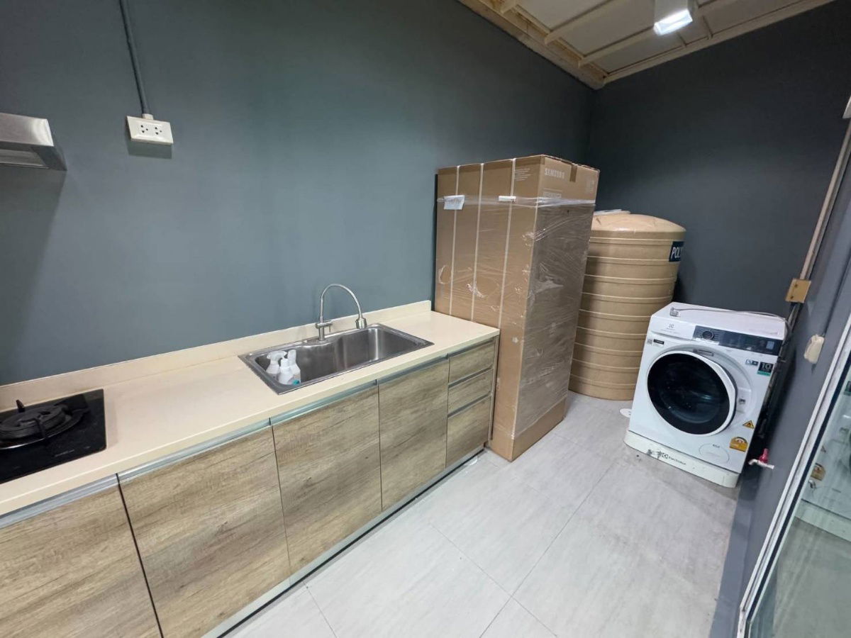 picture 💥CP-9576💥 Premium townhome for rent in Patio Village, Bangna-Wongwaen. Fully furnished and equipped. Ready to move in. 👉 Add Line @expertcondo - 6/21