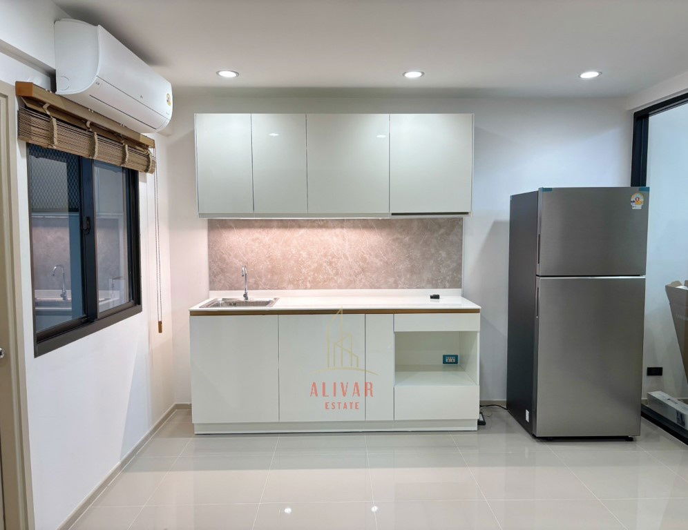 picture RH120125 3.5-story corner townhome for rent at Shizen Phatthanakan 32, just 10 minutes from Thonglor. - 11/16