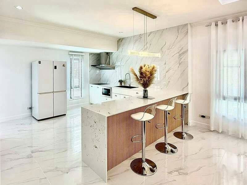 picture Pool villa for sale in Pattaya, fully furnished, Chaiyaphruek 2, near Jomtien Beach - 9/14