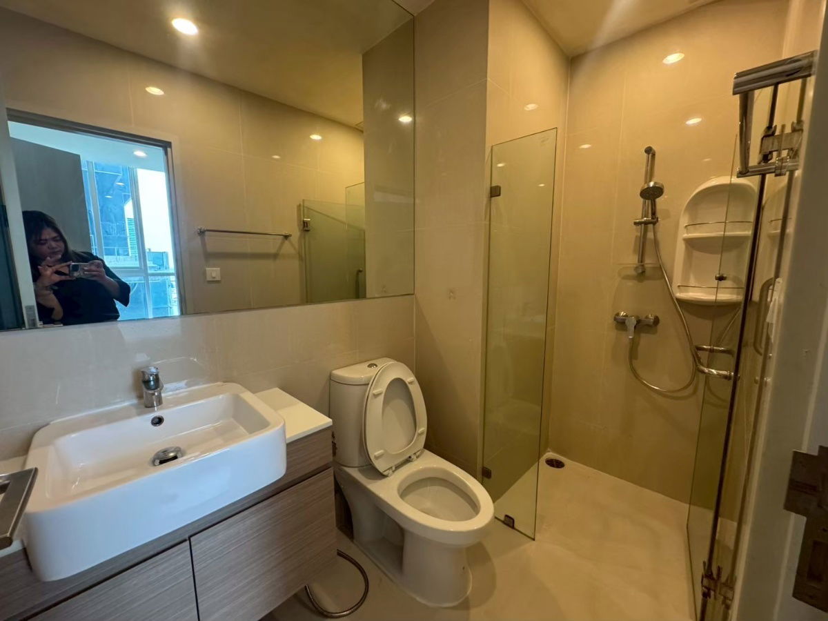 รูป 🚨ด่วน 🚨 ให้เช่า Noble revolve ratchada ห้องสวย พร้อมอยู่เพียง 15,000 บาทเท่านั้น สนใจแอดไลน์ @255ghzjq. มี@ด้วยน้าꔛ - รูปที่ 6/6