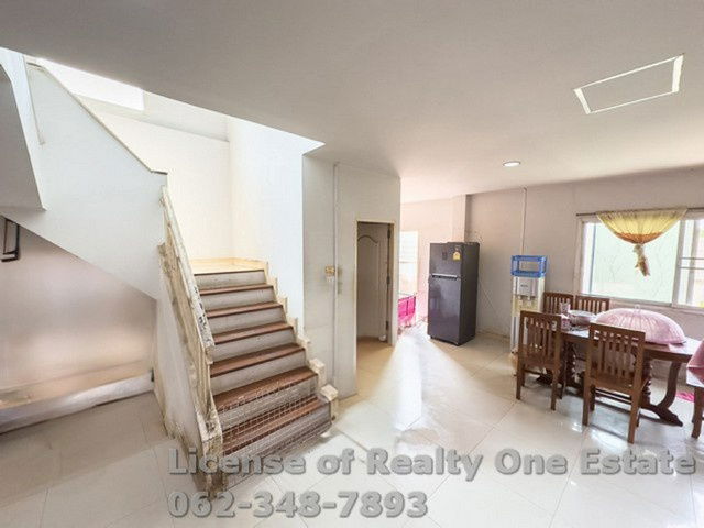 picture 2-story detached house for sale, good location, Panyasiri Village, Rahaeng Subdistrict, Lat Lum Kaeo District, Pathum Thani Province. - 5/8