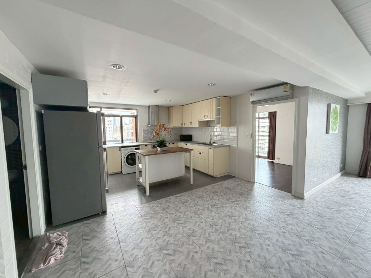 รูป LTH13726 – Condo for Sale | Royal Castle | 140 sqm | 3 Beds 2 Baths | Near BTS Phrom Phong | 15.9 MB | คอนโดขาย รอยัลคาสเซิล สุขุมวิท 39 - รูปที่ 12/15