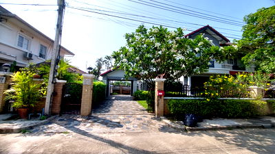 เช่าบ้านเดี่ยว ไปรษณีย์หางดง  : ให้เช่าบ้านเดี่ยวสองชั้น  4 ห้องนอน 3 ห้องน้ำ 2  ห้องครัว  2  ที่จอดรถ