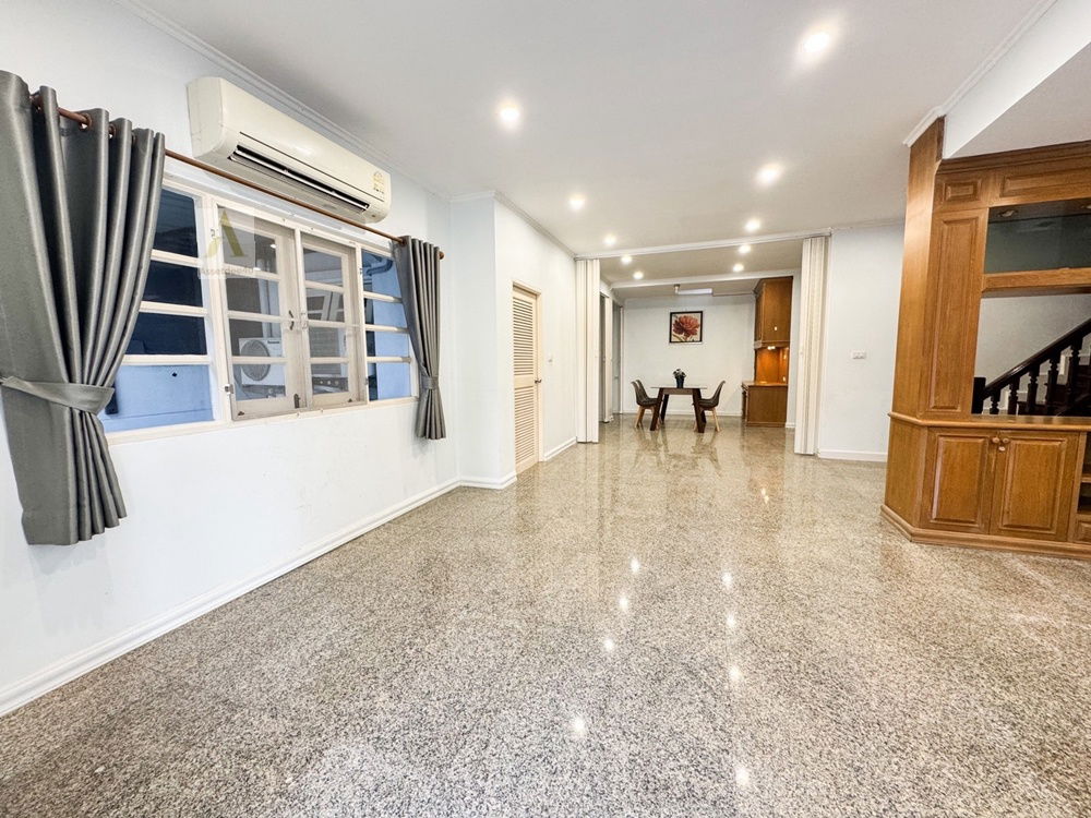 รูป บ้านเช่าลาดพร้าว บ้านเช่าวังหิน บ้านเช่าโชคชัย4 AH627 ให้เช่าบ้านเดี่ยว 2 ชั้น ย่านลาดพร้าววังหิน โชคชัย4 ใกล้ถนนเกษตรนวมินทร์ - รูปที่ 5/13