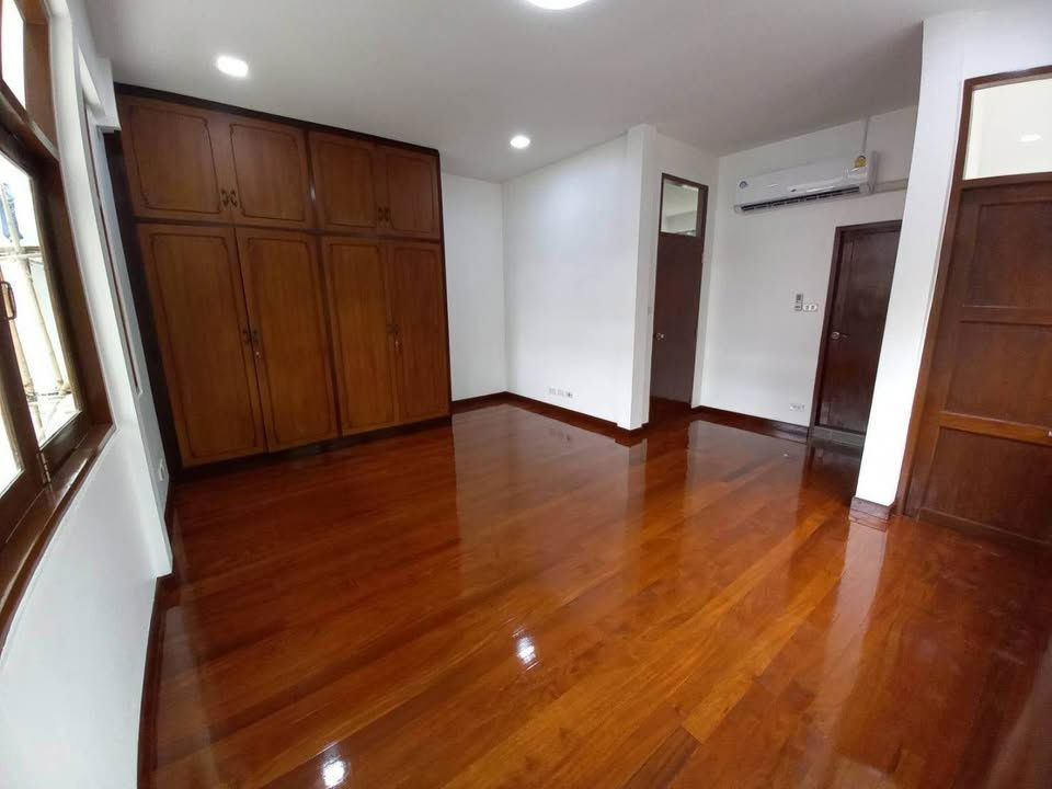 รูป HR3080ให้เช่าบ้านเดี่ยว หลังใหญ่เนื้อที่ 90 ตรว.ย่านประชาชื่น ใกล้สถานีกลางบางซื่อ เดินทางสะดวกใกล้ทางด่วน - รูปที่ 16/36