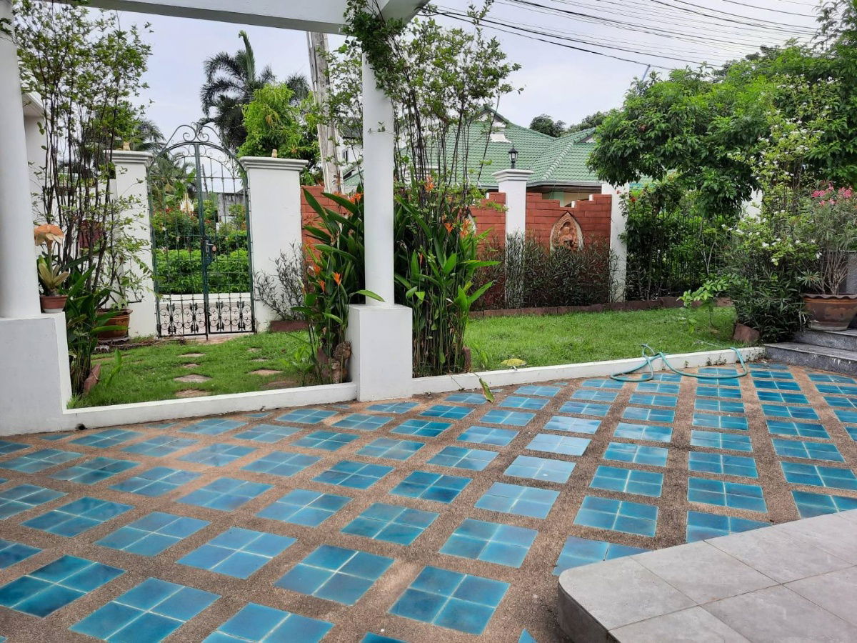 picture For sale house 9.9 million Pattaya - Nern Plabwan - 5/25